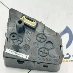 کلید کروز کنترل روی فرمان دنا ایساکو IK00254780 - Image 2
